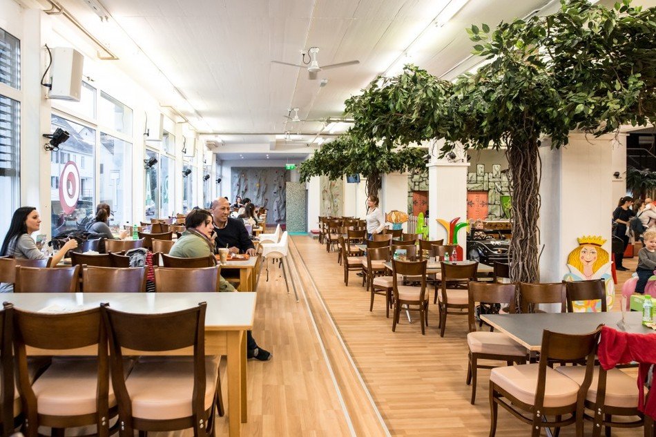 Restaurant im Piratolino Indoorspielplatz in Winterthur