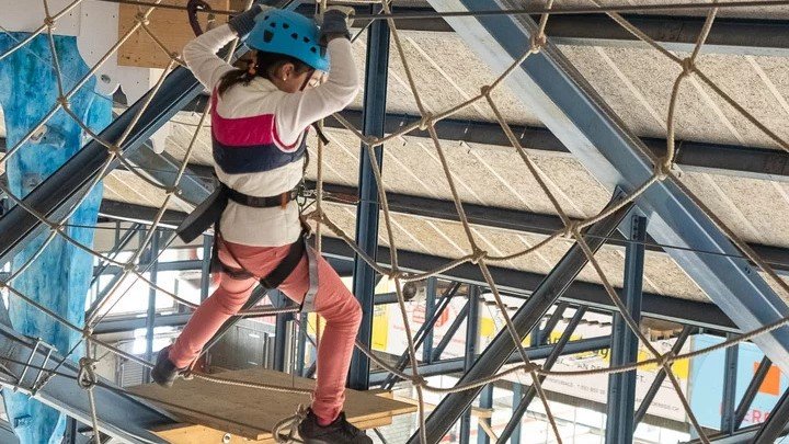 Parcours Weisse Spinne im Indoor-Seilpark Grindelwald