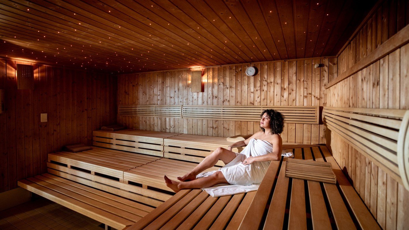 Wellness und Sauna-Oase im Sportzentrum Grindelwald - Foto: David Birri