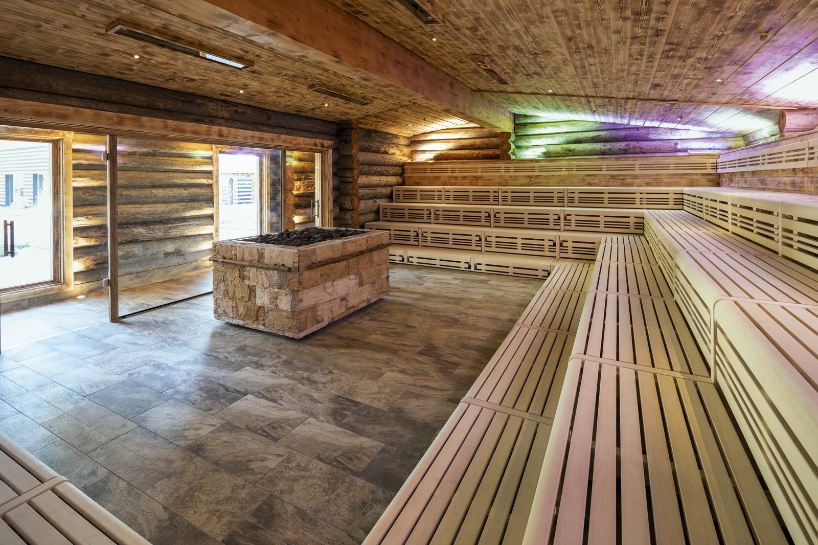 Tamina Therme Saunalandschaft