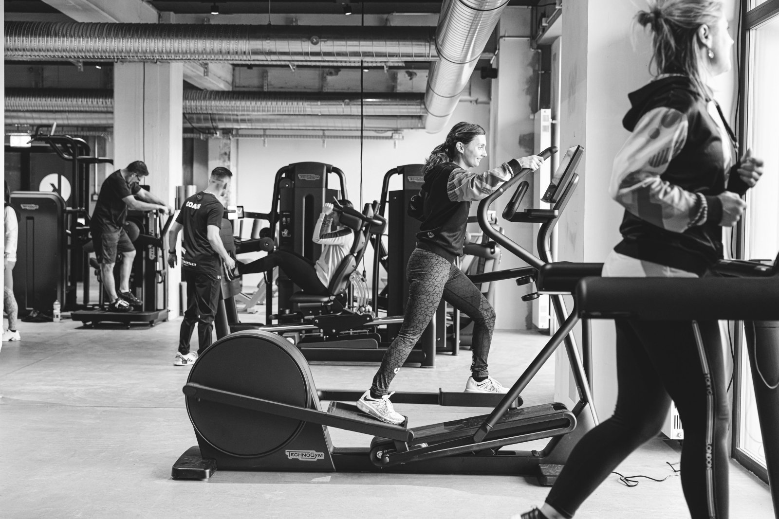 Fitness im Kraftakt SportHub im Bernapark in Stettlen