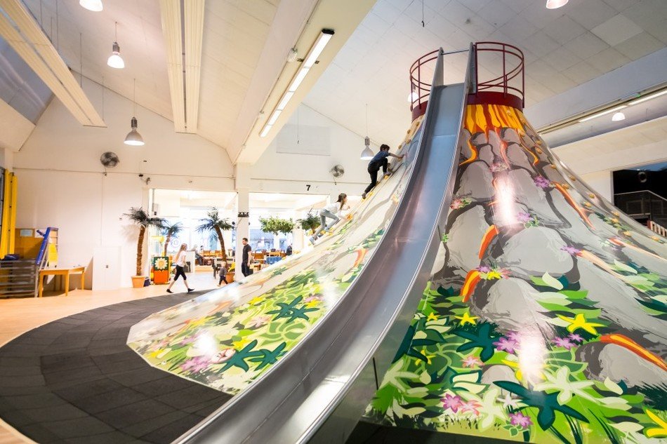 Klettervulkan im Piratolino Indoorspielplatz in Winterthur